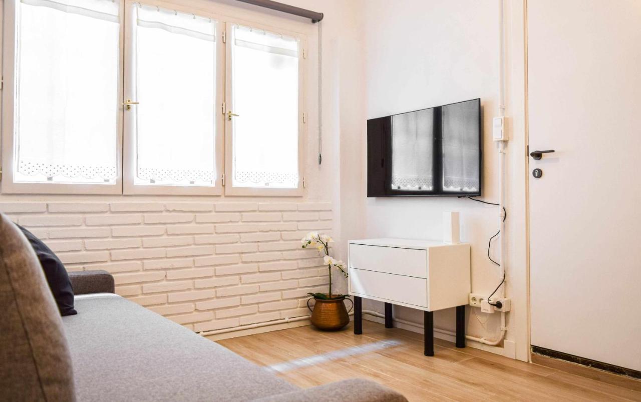 Casa Besalu Estudio En El Centro Del Pueblo מראה חיצוני תמונה