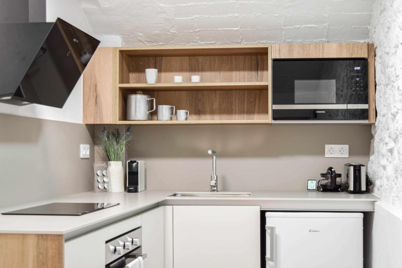 Casa Besalu Estudio En El Centro Del Pueblo מראה חיצוני תמונה