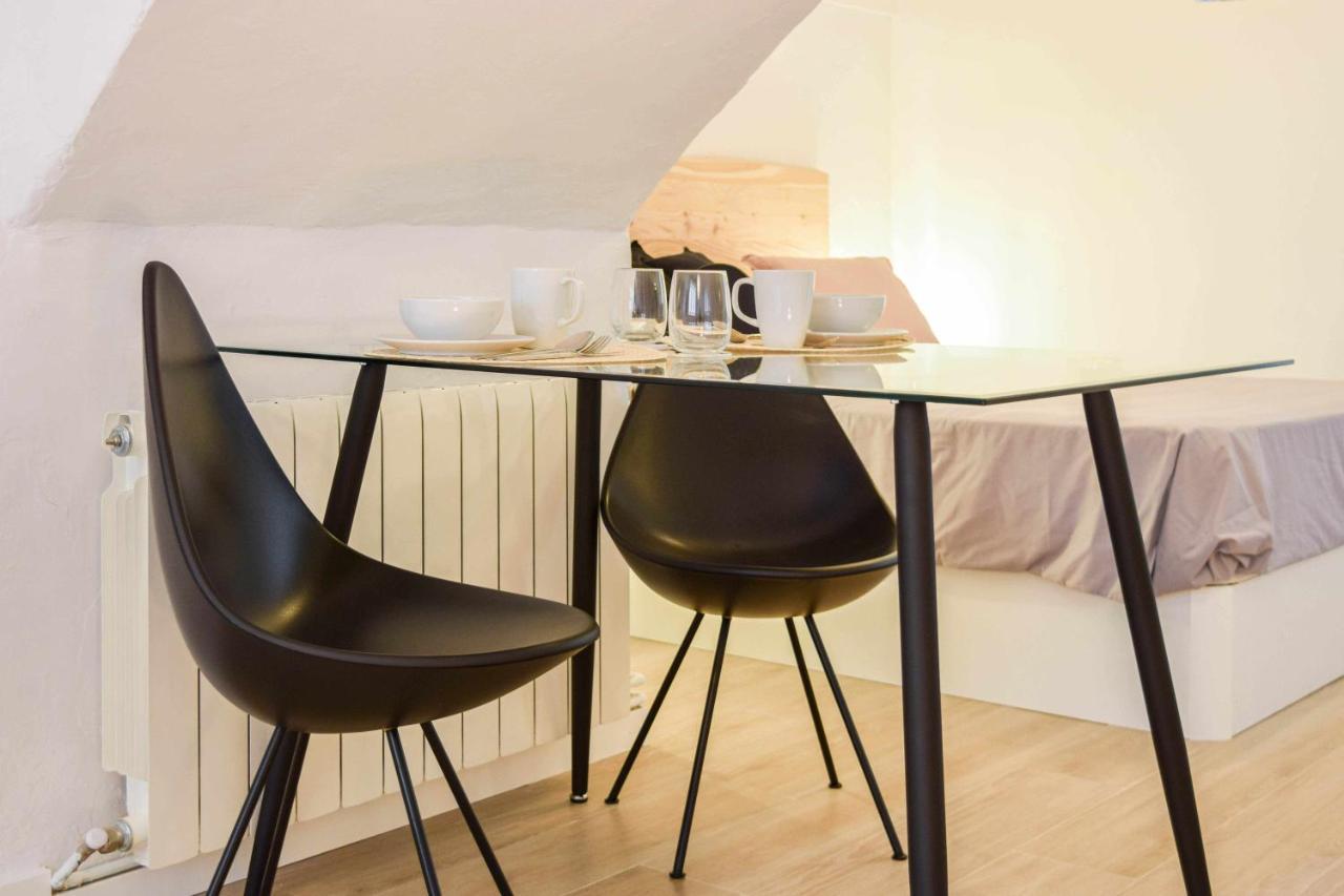 Casa Besalu Estudio En El Centro Del Pueblo מראה חיצוני תמונה