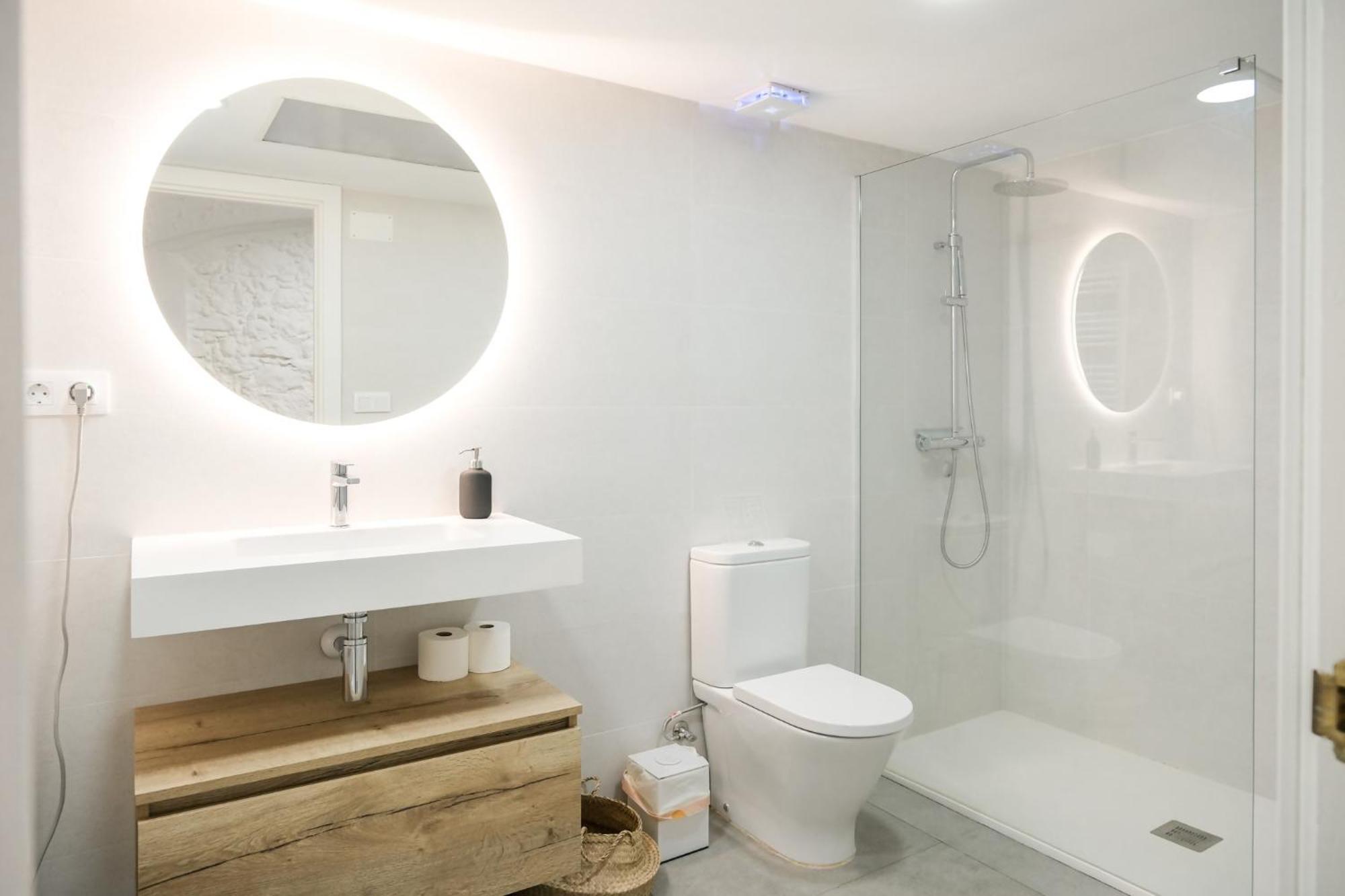 Casa Besalu Estudio En El Centro Del Pueblo מראה חיצוני תמונה